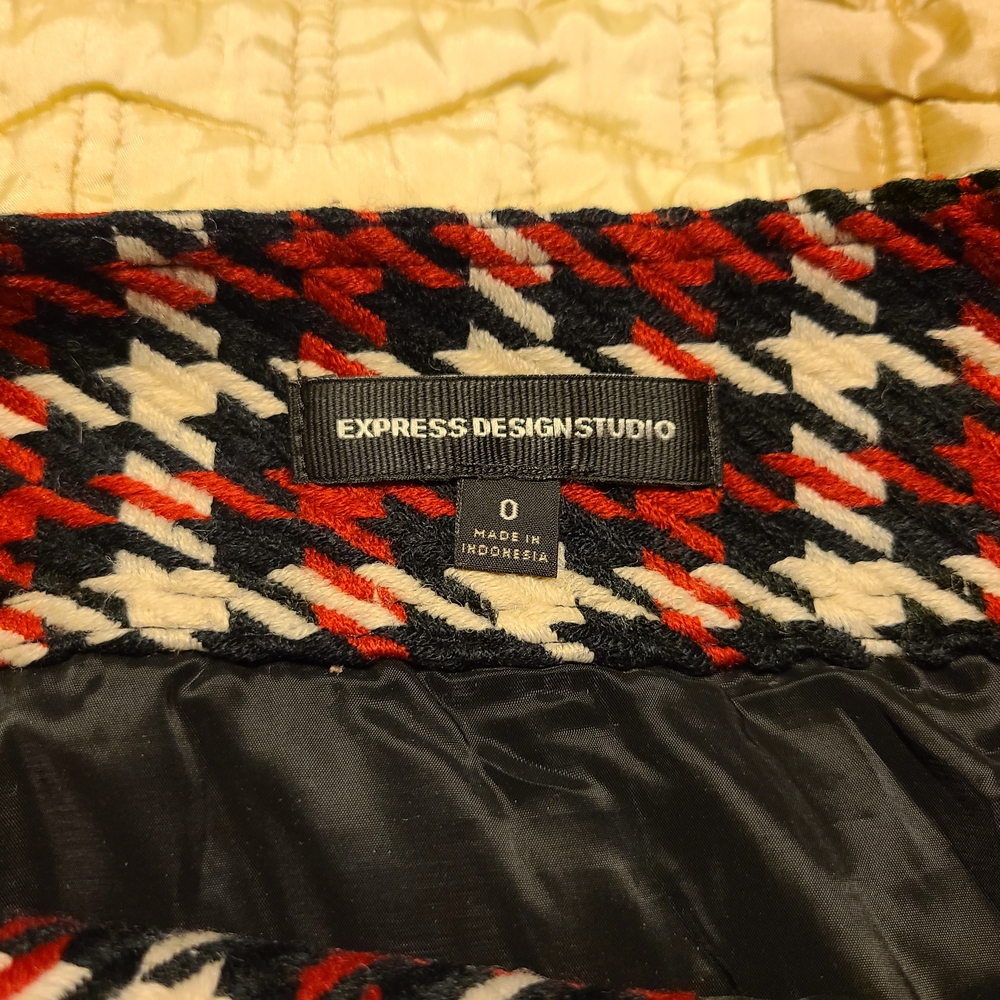 Express Design Studio Houndstooth Skirt